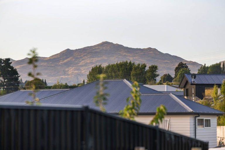 Photo of property in 83 Stalker Road, Lower Shotover, Queenstown, 9304