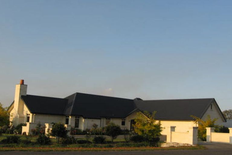 Photo of property in 129 Richard Pearse Drive, Temuka, 7920