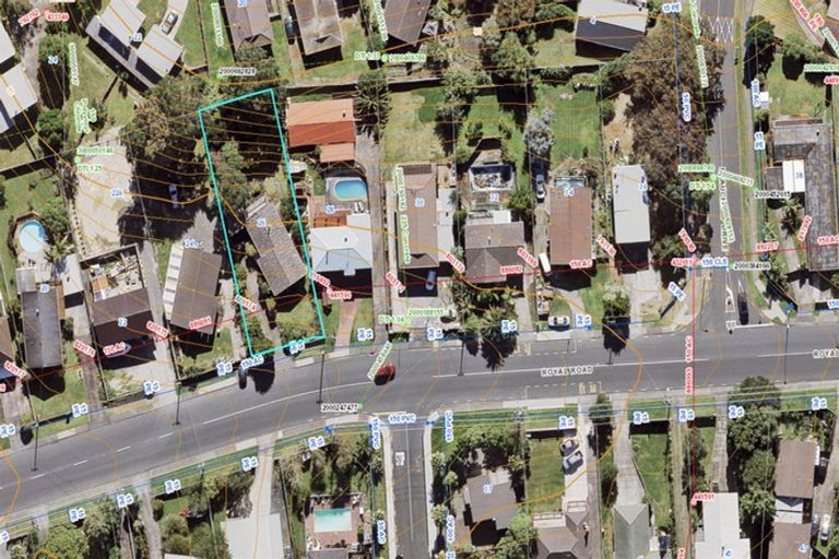 Photo of property in 26 Royal Road, Massey, Auckland, 0614