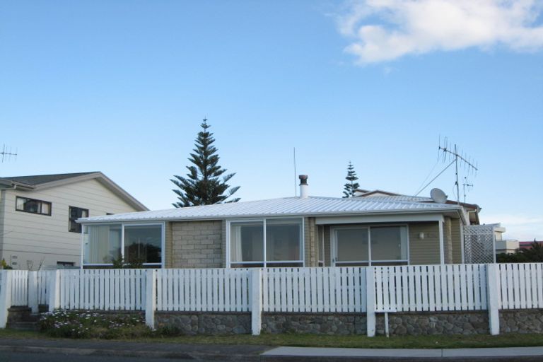 Photo of property in 190 Ocean Road, Ohope, 3121