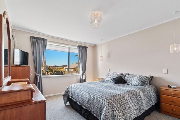 Photo of property in 3 Lakeside Terrace, Omokoroa, 3114