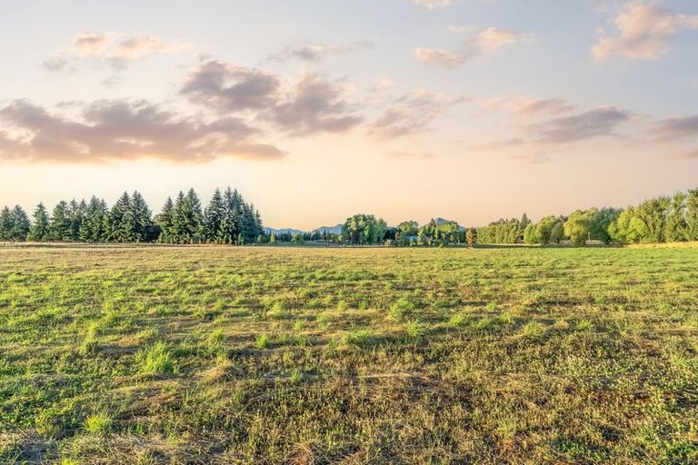 Photo of property in 624 Ballantyne Road, Wanaka, 9382