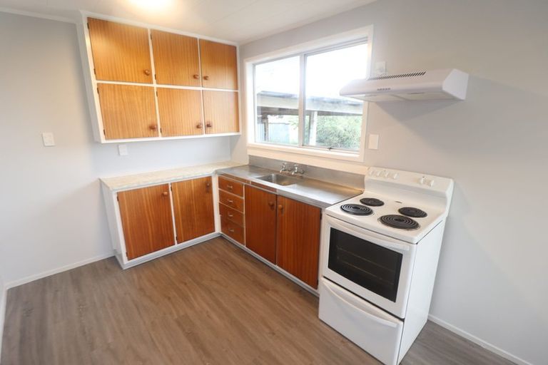 Photo of property in 1 Serrano Place, Clover Park, Auckland, 2023
