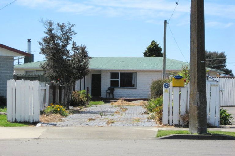 Photo of property in 6a Moana Crescent, Redwoodtown, Blenheim, 7201