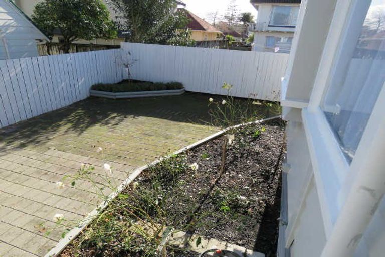 Photo of property in 2/118a Macfarlane Street, Hamilton East, Hamilton, 3216