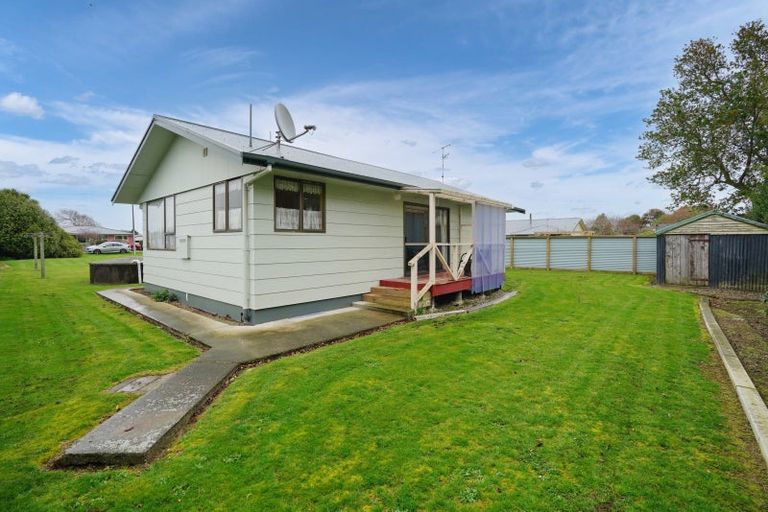 Photo of property in 25 Mauchline Street, Wallacetown, 9816