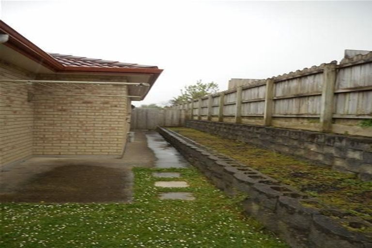 Photo of property in 182 Keri Vista Rise, Papakura, 2110