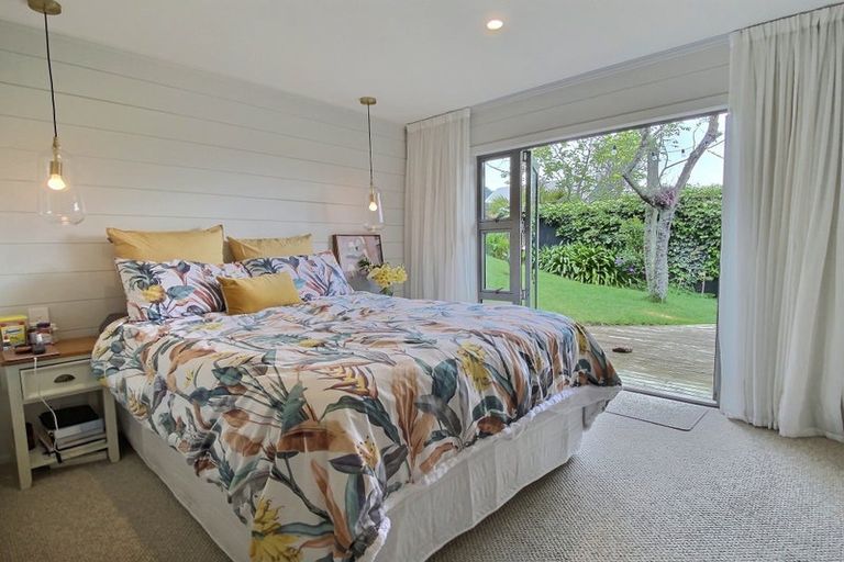 Photo of property in 37 Kawerau Avenue, Devonport, Auckland, 0624