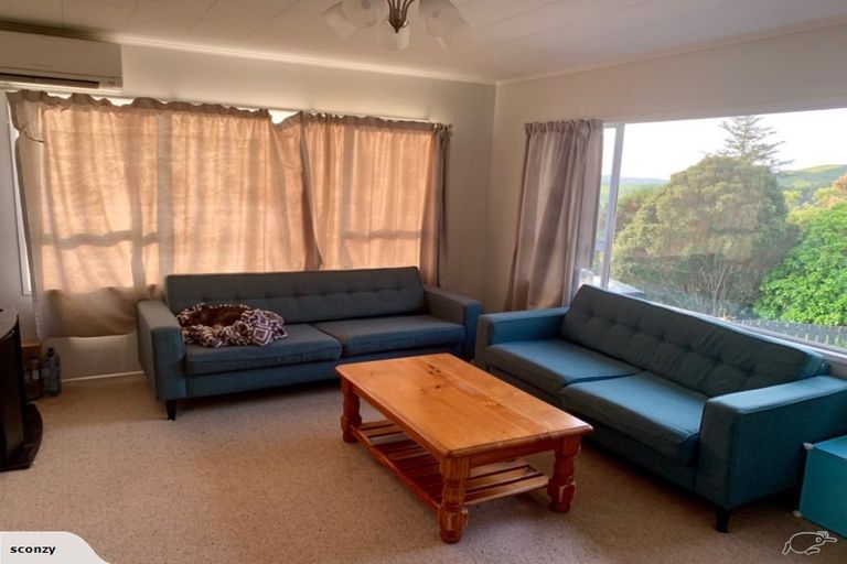 Photo of property in 19 Lomita Road, Johnsonville, Wellington, 6037
