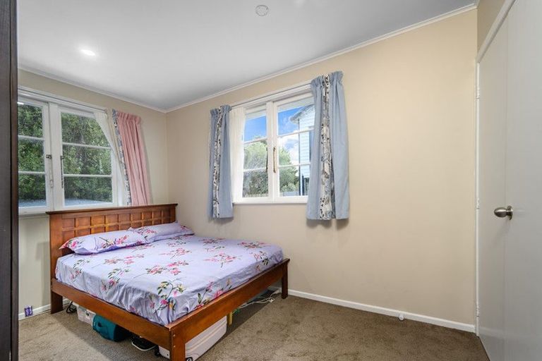 Photo of property in 3 Fleming Street, Manurewa East, Auckland, 2102