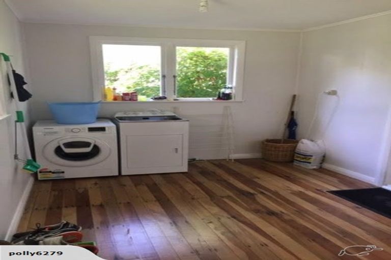 Photo of property in 30 Spencer Street, Crofton Downs, Wellington, 6035