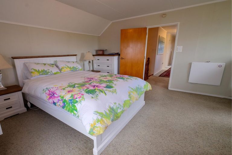 Photo of property in 24 Cedar Crescent, Feilding, 4702