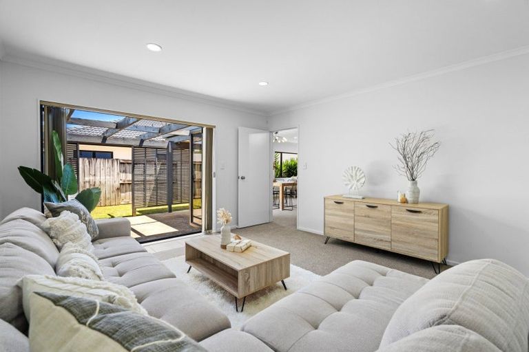 Photo of property in 19 Putaka Place, Papamoa Beach, Papamoa, 3118