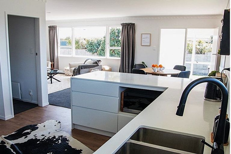 Photo of property in 4 Linklater Avenue, Bellevue, Tauranga, 3110