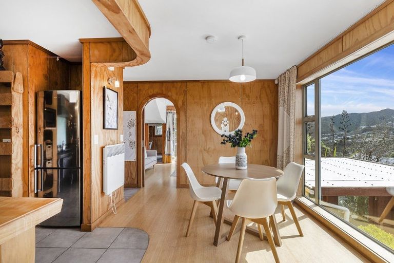 Photo of property in 131a Cockayne Road, Khandallah, Wellington, 6035