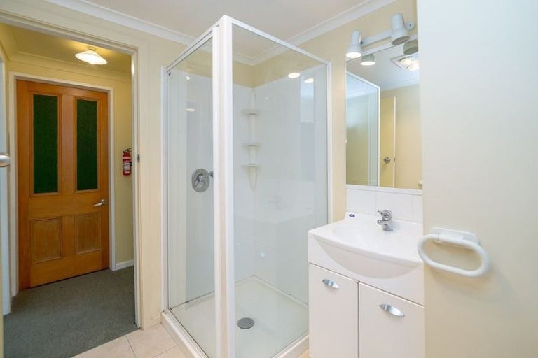 Photo of property in 14 Humphries Street, Greytown, 5712