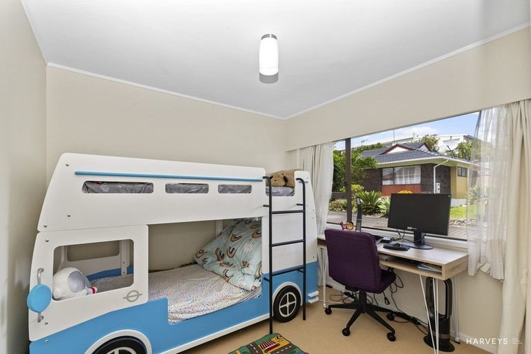 Photo of property in 5/248 Great North Road, Henderson, Auckland, 0612