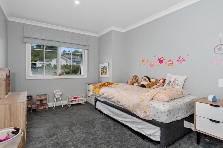 Photo of property in 24 Mervyn Place, Ohauiti, Tauranga, 3112