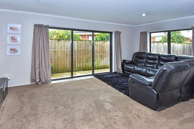 Photo of property in 66a Wellington Street, Pukekohe, 2120