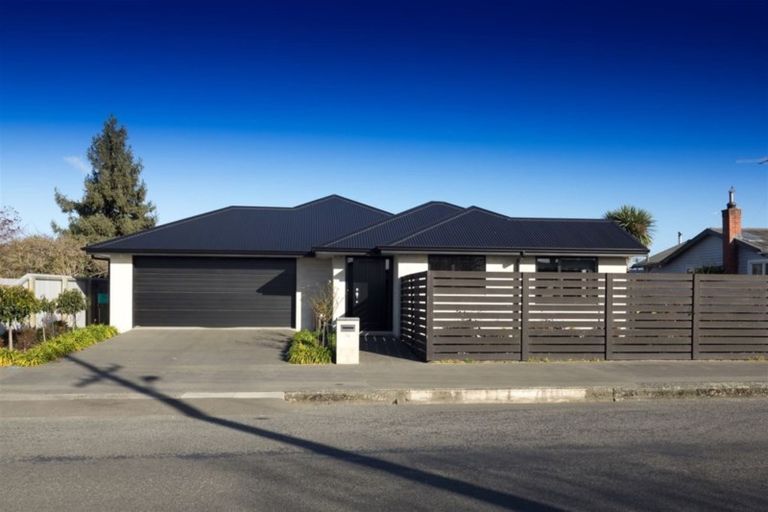 Photo of property in 16 Johnstone Street, Tinwald, Ashburton, 7700