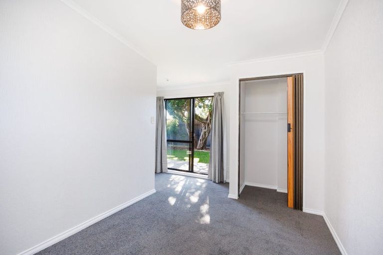 Photo of property in 4/521 Featherston Street, Roslyn, Palmerston North, 4414