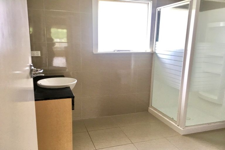 Photo of property in 32 Cranbrook Avenue, Burnside, Christchurch, 8053