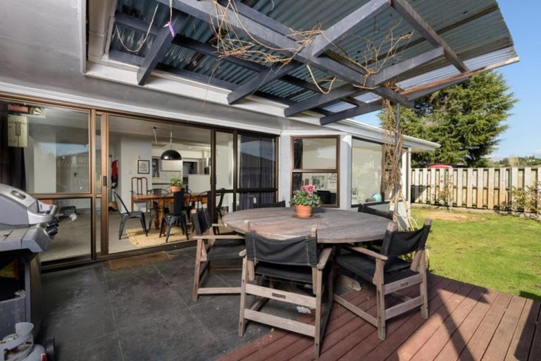 Photo of property in 287 Welcome Bay Road, Welcome Bay, Tauranga, 3112