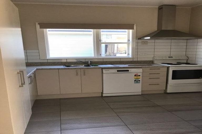 Photo of property in 13 Torridon Road, Miramar, Wellington, 6022