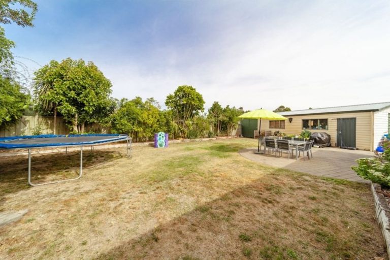 Photo of property in 74 Shrimpton Road, Haumoana, 4102