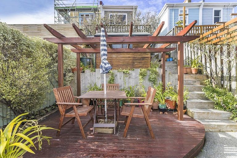 Photo of property in 290 Rintoul Street, Berhampore, Wellington, 6023