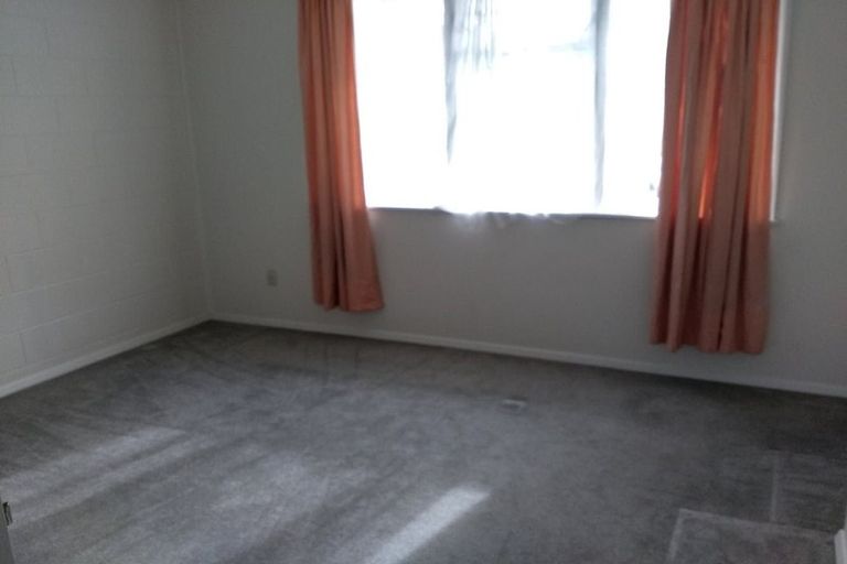 Photo of property in 4/41 Greenslade Crescent, Northcote, Auckland, 0627