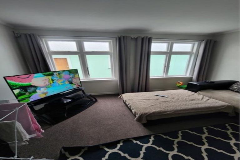 Photo of property in 8 Sussex Street, Levin, 5510