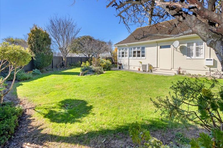Photo of property in 82 Latham Street, Marewa, Napier, 4110