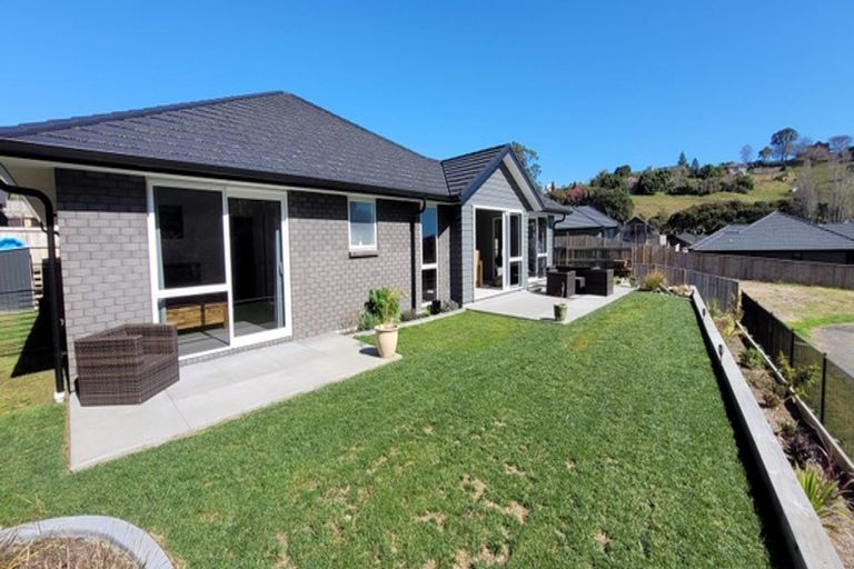 Photo of property in 107 Adler Drive, Ohauiti, Tauranga, 3112