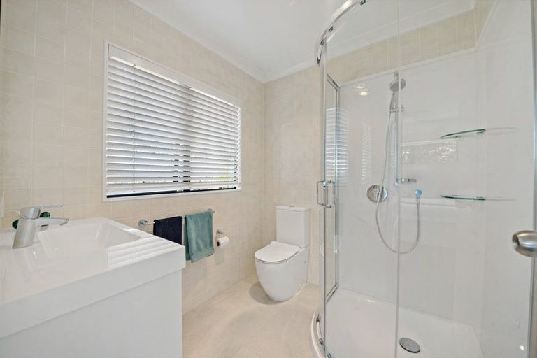 Photo of property in 182a Queen Street, Pukekohe, 2120