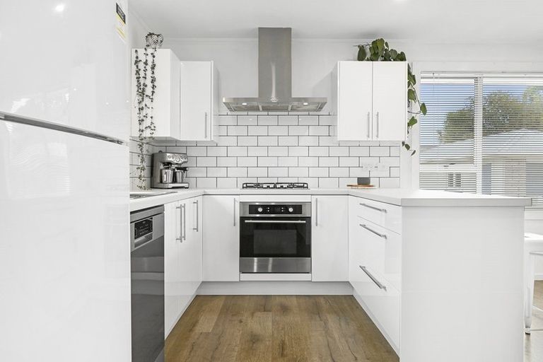 Photo of property in 34 Tomrich Street, Aranui, Christchurch, 8061