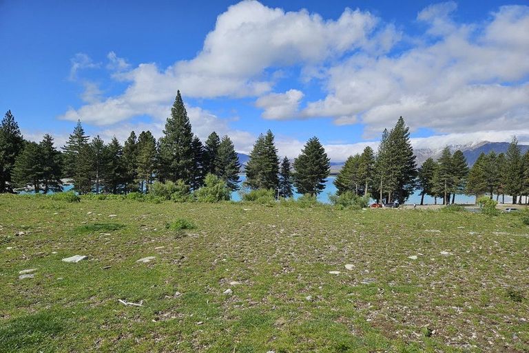 Photo of property in 12 Petes Place, Lake Tekapo, 7999