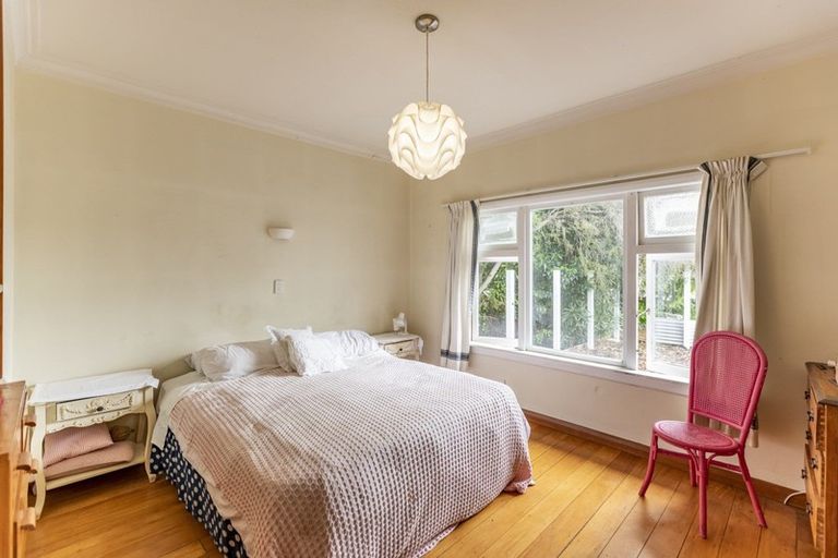 Photo of property in 1 Bowling Road, Greenmeadows, Napier, 4112