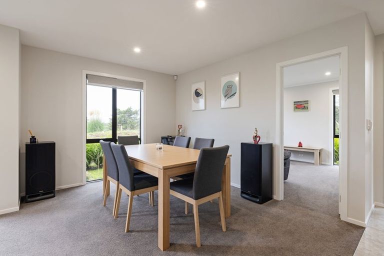 Photo of property in 35 Wairua Avenue, Baverstock, Hamilton, 3200