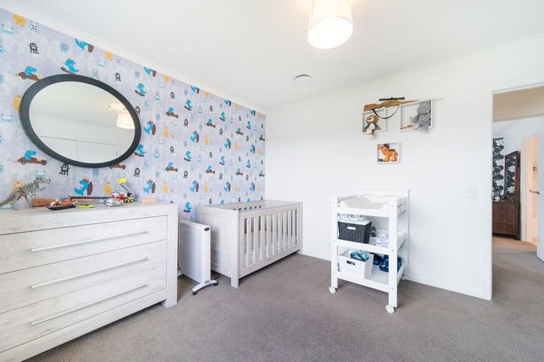 Photo of property in 6 Wescombe Grove, Feilding, 4702