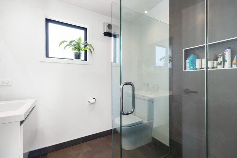 Photo of property in 43 Howden Drive, Jacks Point, 9371