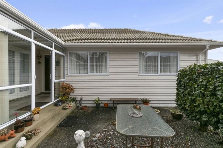 Photo of property in 29 Donnelley Drive, Wainuiomata, Lower Hutt, 5014