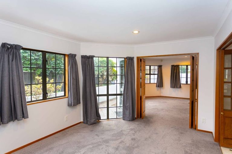 Photo of property in 1/127 Clyde Road, Ilam, Christchurch, 8041