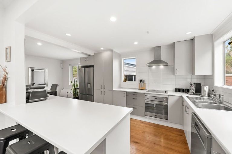 Photo of property in 185 Major Drive, Kelson, Lower Hutt, 5010