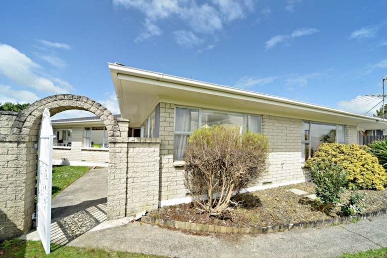 Photo of property in 8 Lakeside Drive, Pahurehure, Papakura, 2113