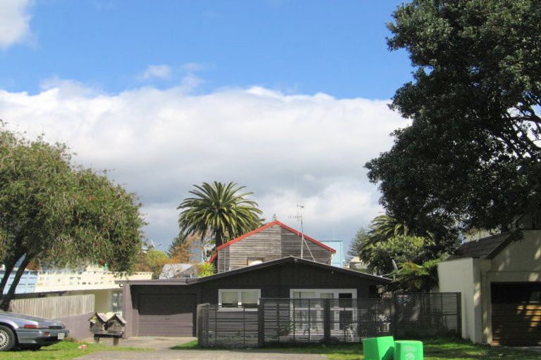 Photo of property in 30 May Street, Mount Maunganui, 3116
