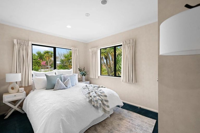 Photo of property in 1 Diomede Glade, Flagstaff, Hamilton, 3210