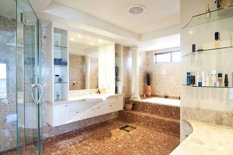 Photo of property in 104 Bramley Drive, Farm Cove, Auckland, 2012