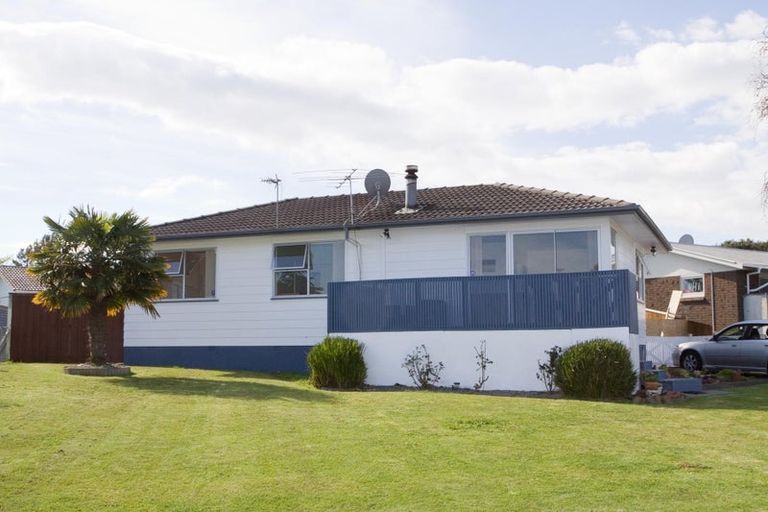 Photo of property in 34 Aarts Avenue, Manurewa, Auckland, 2102