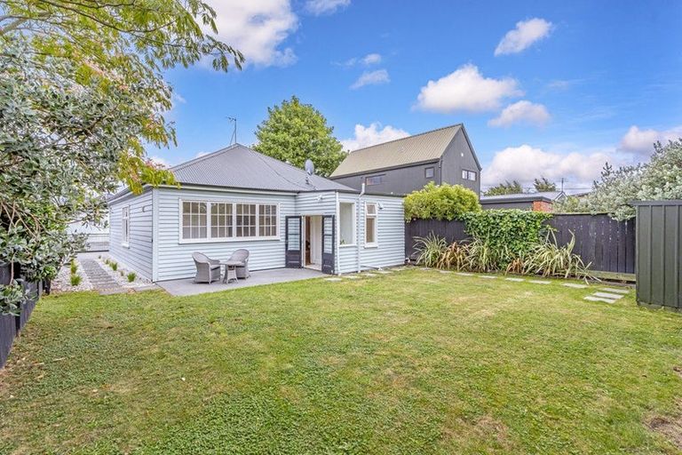 Photo of property in 54 Trafalgar Street, St Albans, Christchurch, 8014